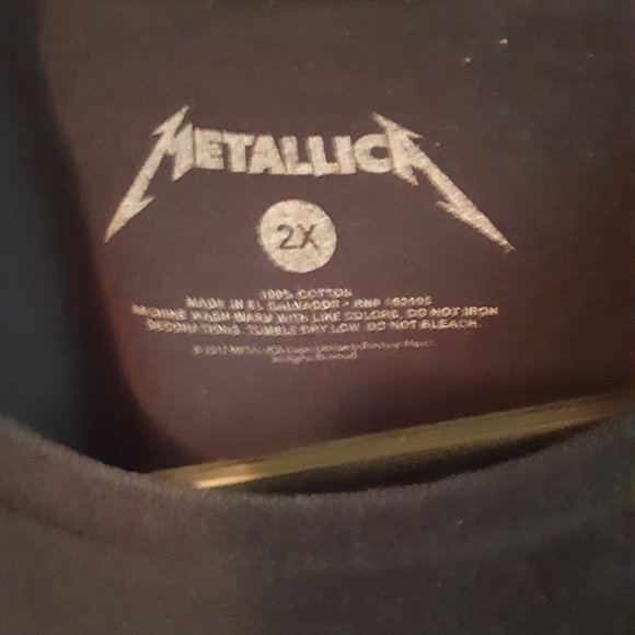 Metallica T-Shirt - Picture 3 of 5